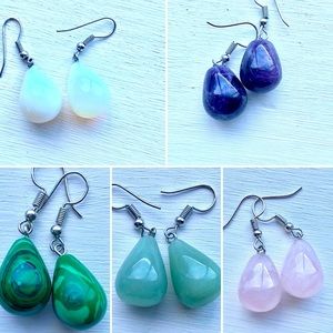 NWOT Set of 5 Crystal, Teardrop, Dangle Earrings